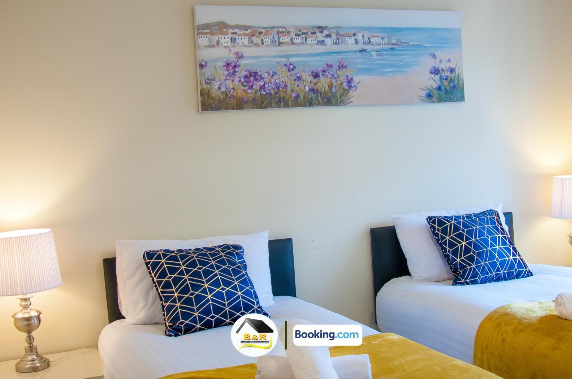 3 Bedroom House By B And R Serviced Accommodation Amesbury With Super Fast Wi-Fi 145Mbps Zewnętrze zdjęcie